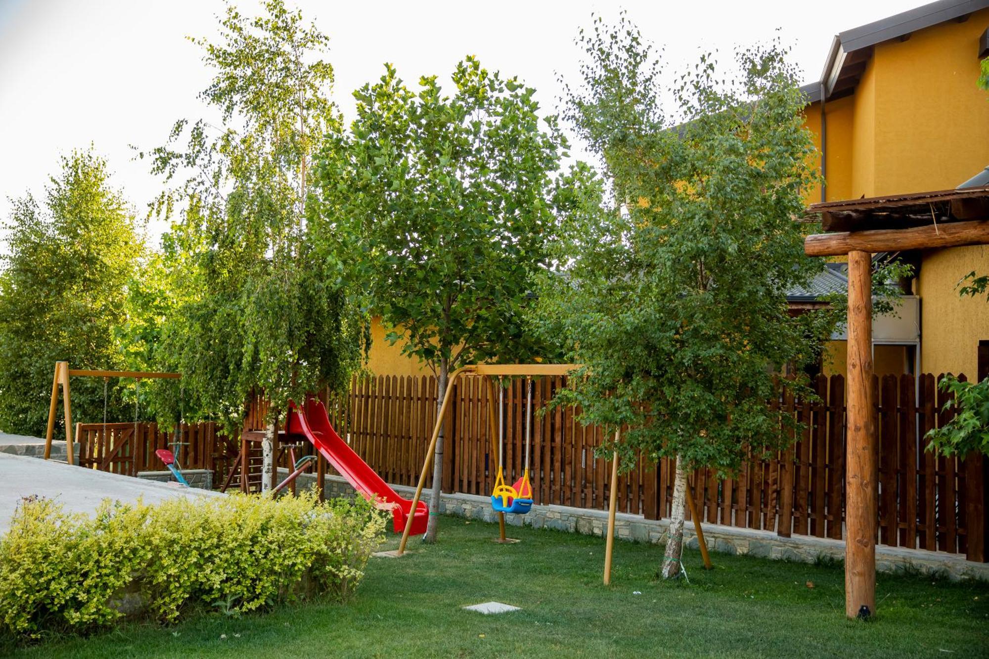 Casa Gace Hotel Korcza Zewnętrze zdjęcie